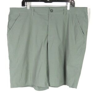Under Armour Heat Gear 9" Stretch‎ Sage Green Chino Golf Shorts Men's 42